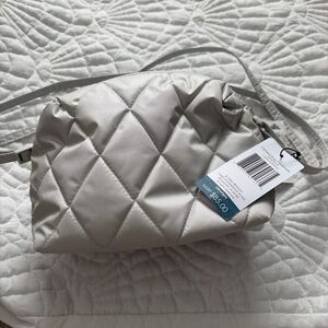 Vera Bradley Camera Crossbody   Quilted Bag Ultralight
